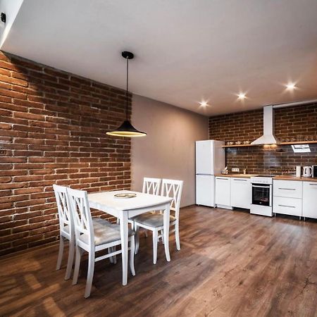 Apartment Ploscha Rynok Lviv Dış mekan fotoğraf